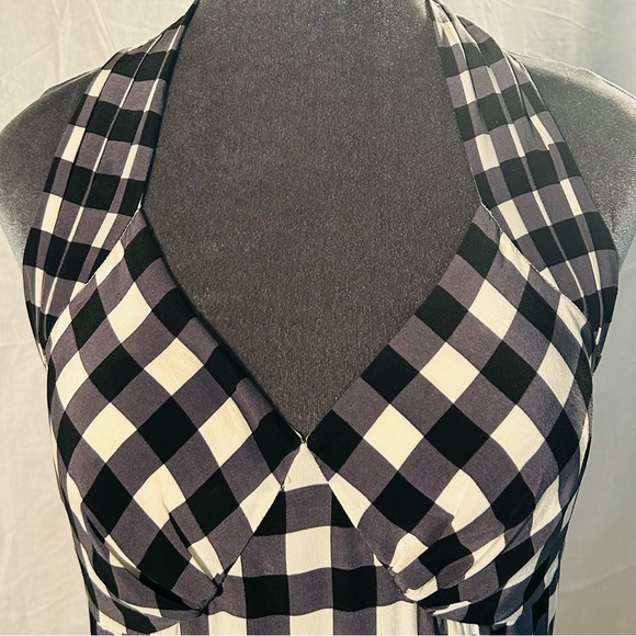 Silk Dress - Picture 8 of 9